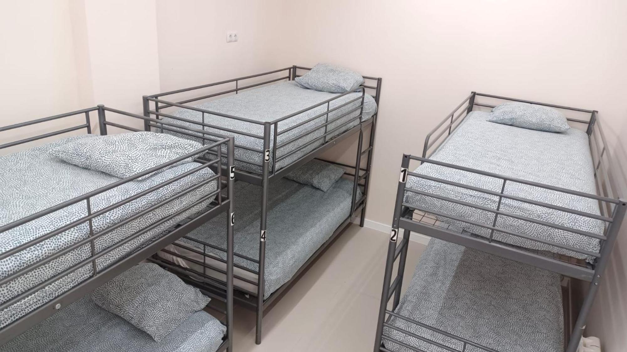 Hostel Las Rosas Madrid Dış mekan fotoğraf