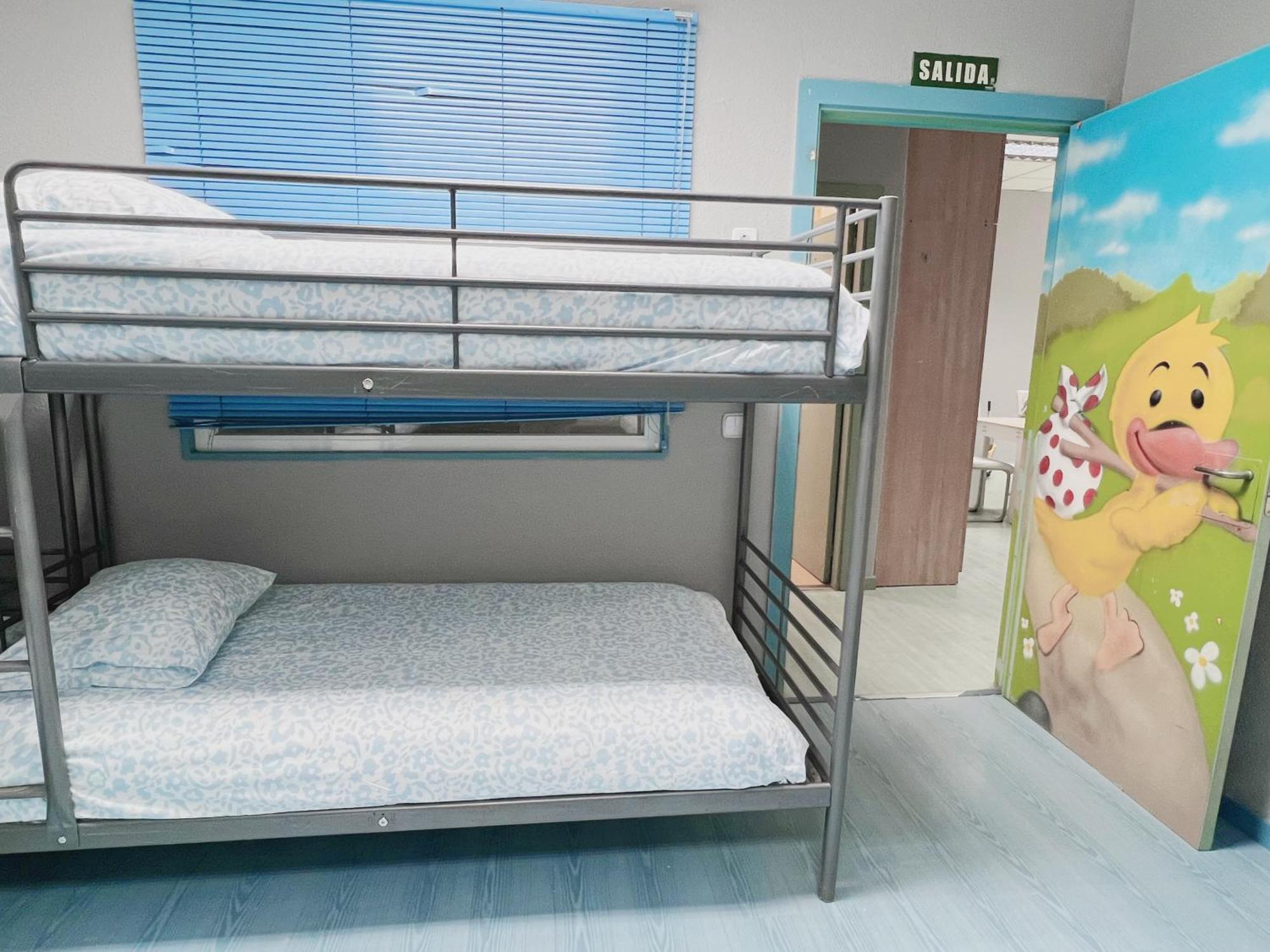 Hostel Las Rosas Madrid Dış mekan fotoğraf